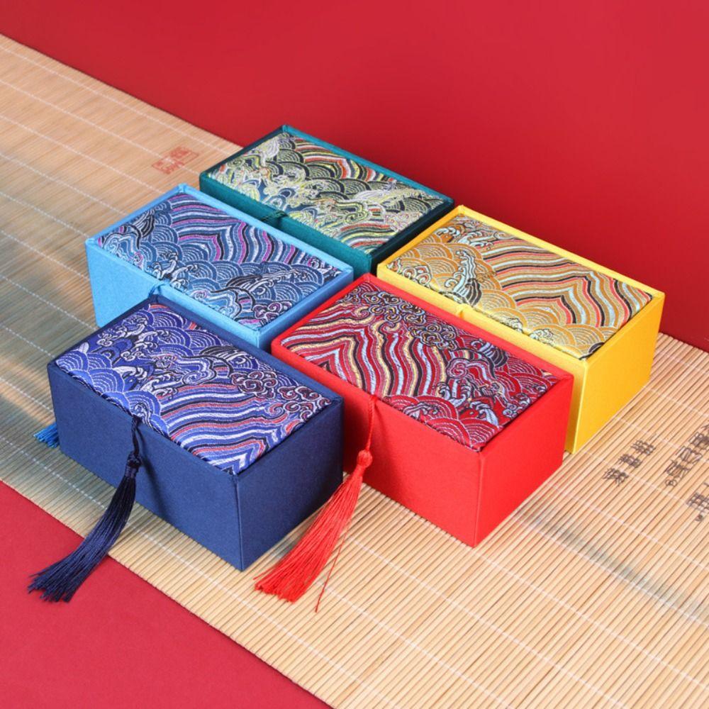 High-End Silk Jewelry Box with Tassels Bracelet Box For Wedding Travel Souvenir Gifts