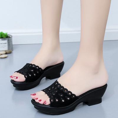 Модные женские тапочки с открытым круглым носком, простой дизайн, универсальный однотонный цвет, модные удобные тапочки на танкетке, сандалии для женщин на лето