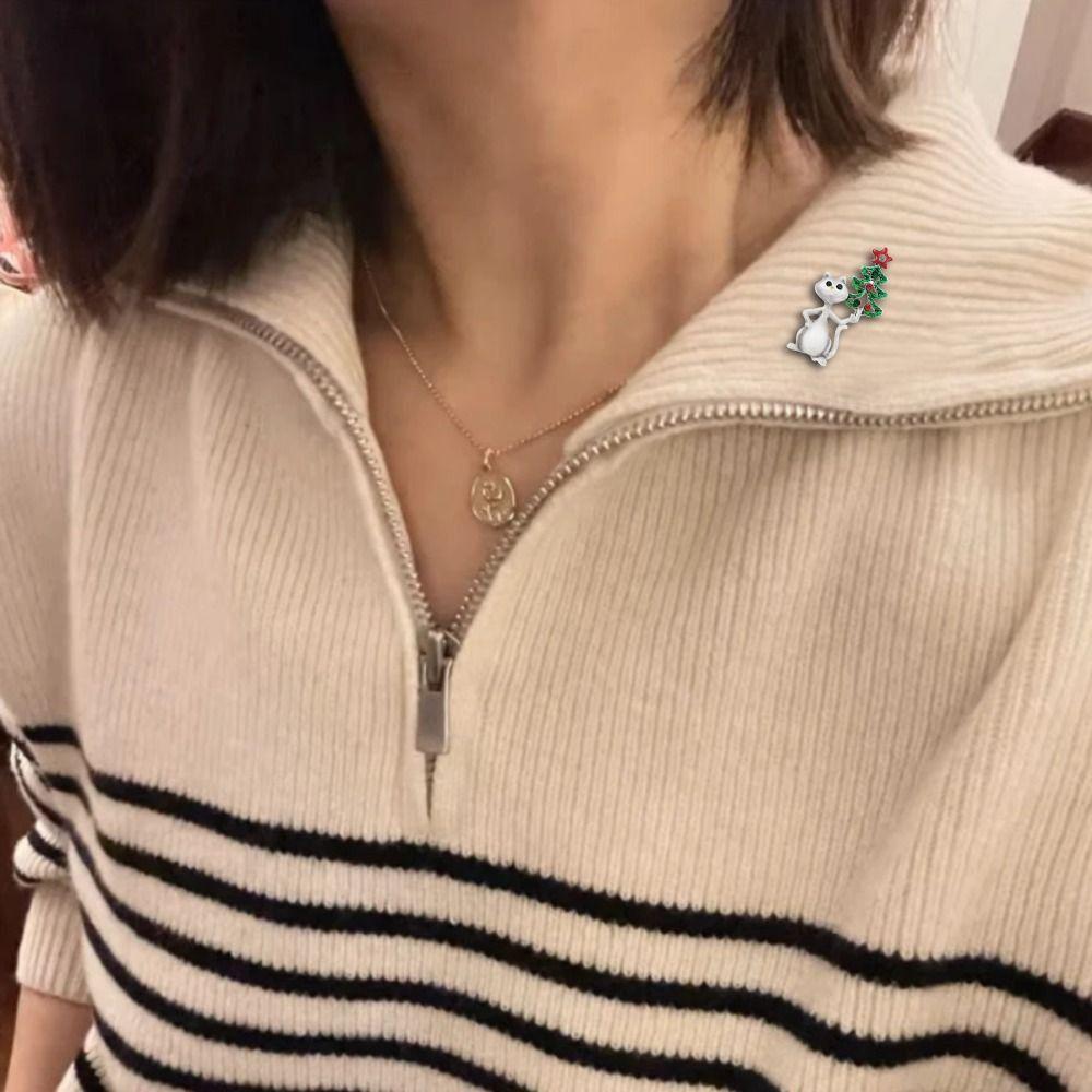 Snowflake Christmas Elk Breastpin Mistletoe Wreath Merry Christmas Decor Gift