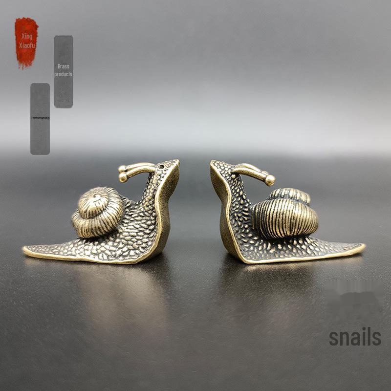 Антикварные латунные украшения в виде улиток — миниатюрный ручной декор для автомобиля, офиса, дома, журнального столика.