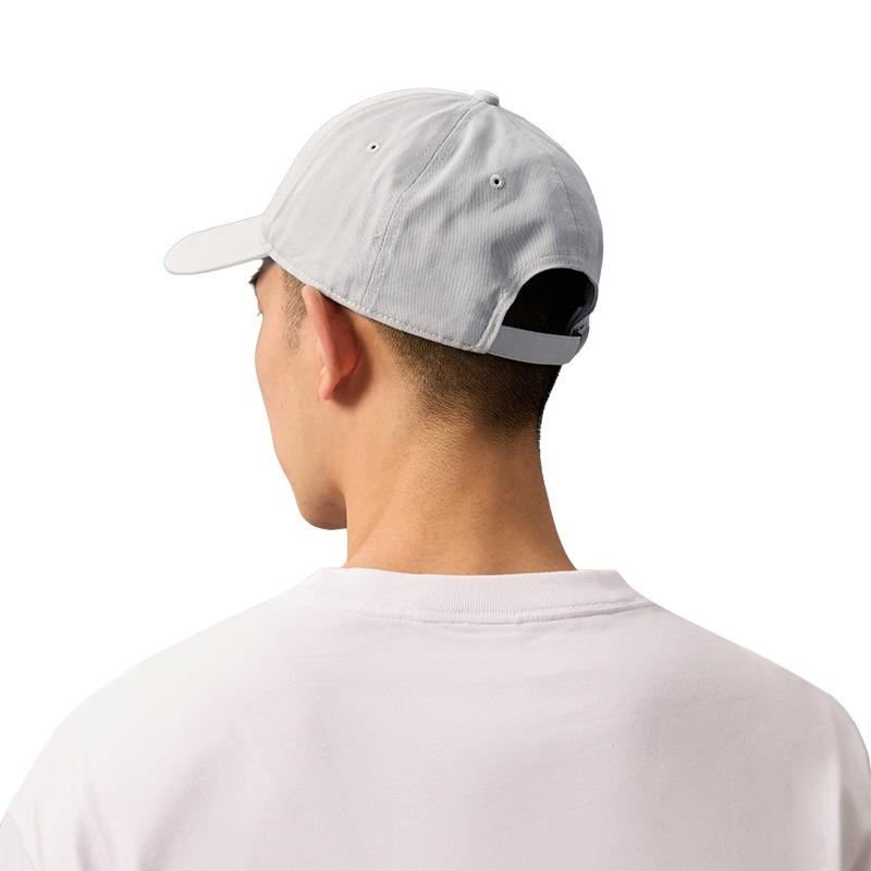 Calvin Klein Classic letter embroidery, cotton, peaked cap, same style for men and women, pearl gray 4D5021G-PDE