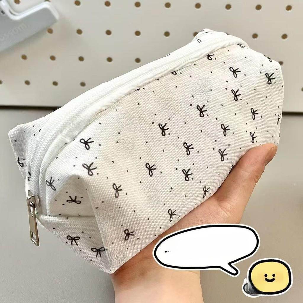 Korean Style Cotton Cosmetic And Stationery Organizer With Butterfly And Music Note Patterns