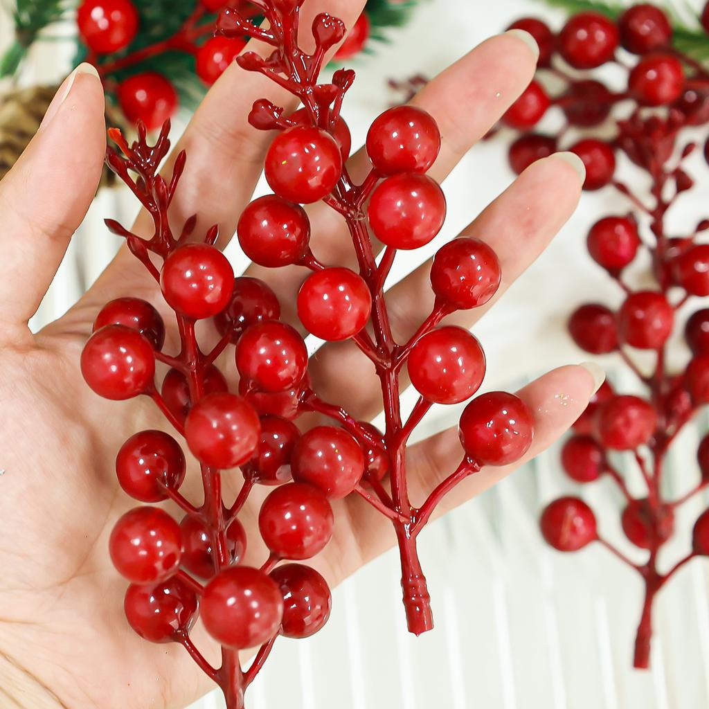 15 Head Christmas Artificial Berries Branches 13cm Red Holly Berry Stem DIY Flowers Garland New Year Party Home Decor Ornaments