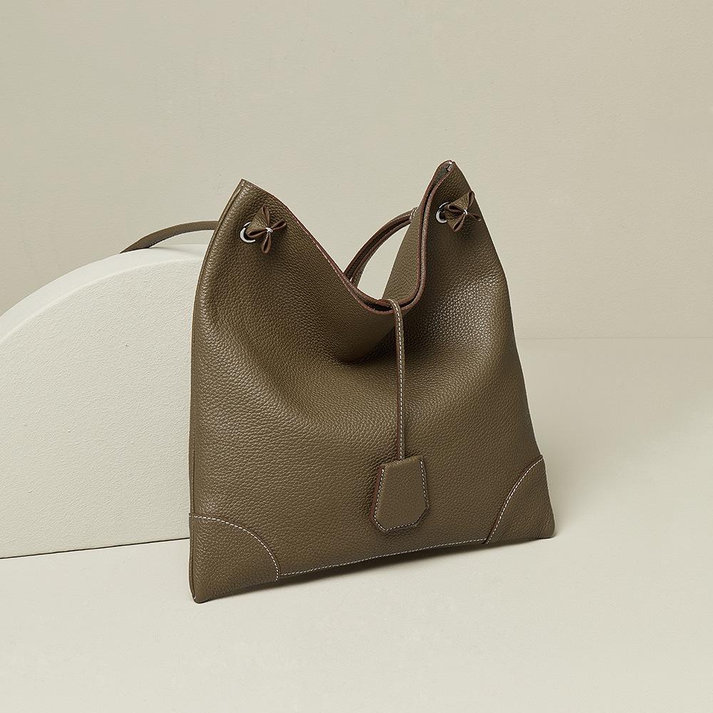 Маленькая сумка-тоут из натуральной кожи в стиле ретро, повседневная модная сумка через плечо, нишевый дизайн, вместительная кожаная сумка на одно плечо