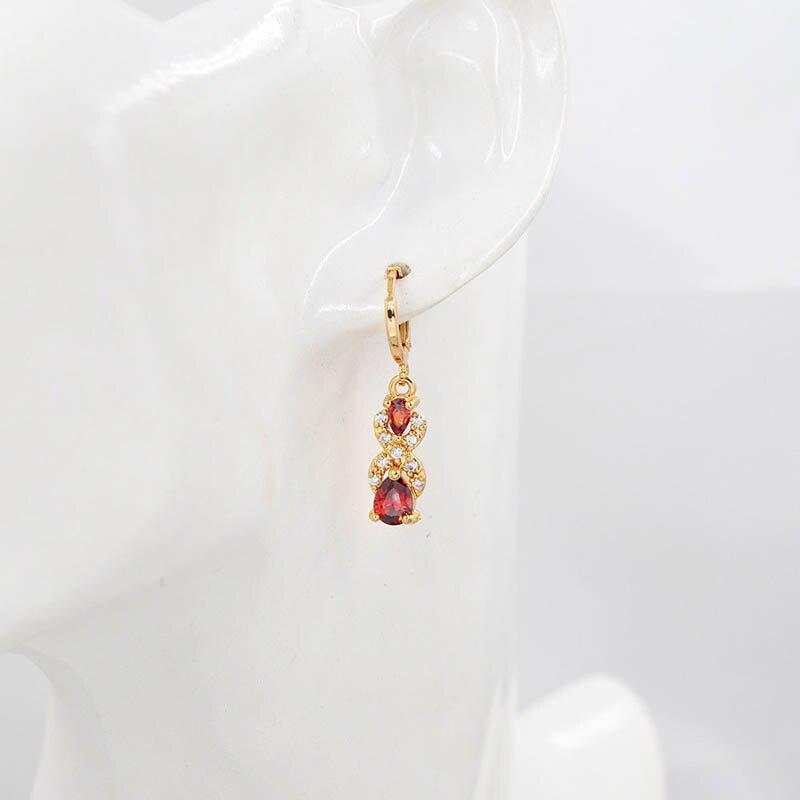 Серьги Lindon из стерлингового серебра 925 пробы с подвесками в виде капелек изумруда и инкрустированные хрустальным цирконом