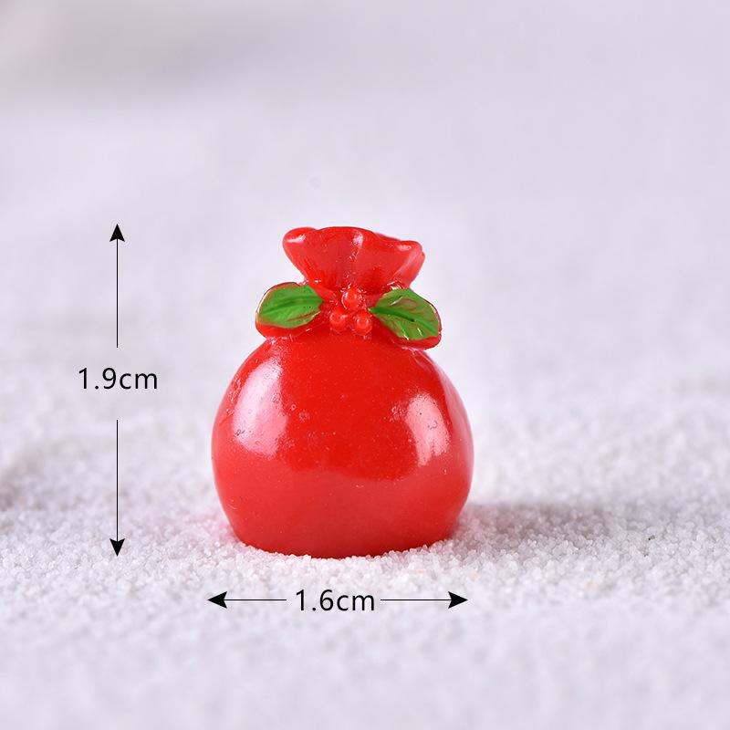 Mini Resin Christmas Decoration Santa Claus Snowman Tree Micro Landscape Model DIY Miniature Garden Figurines Home Decoration
