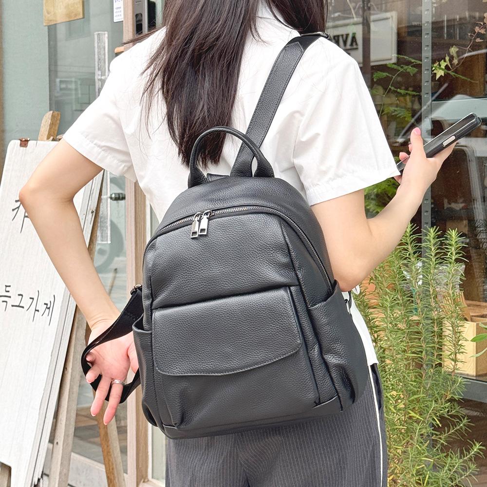 Escallia DKES_F428 Womens Leather Backpack