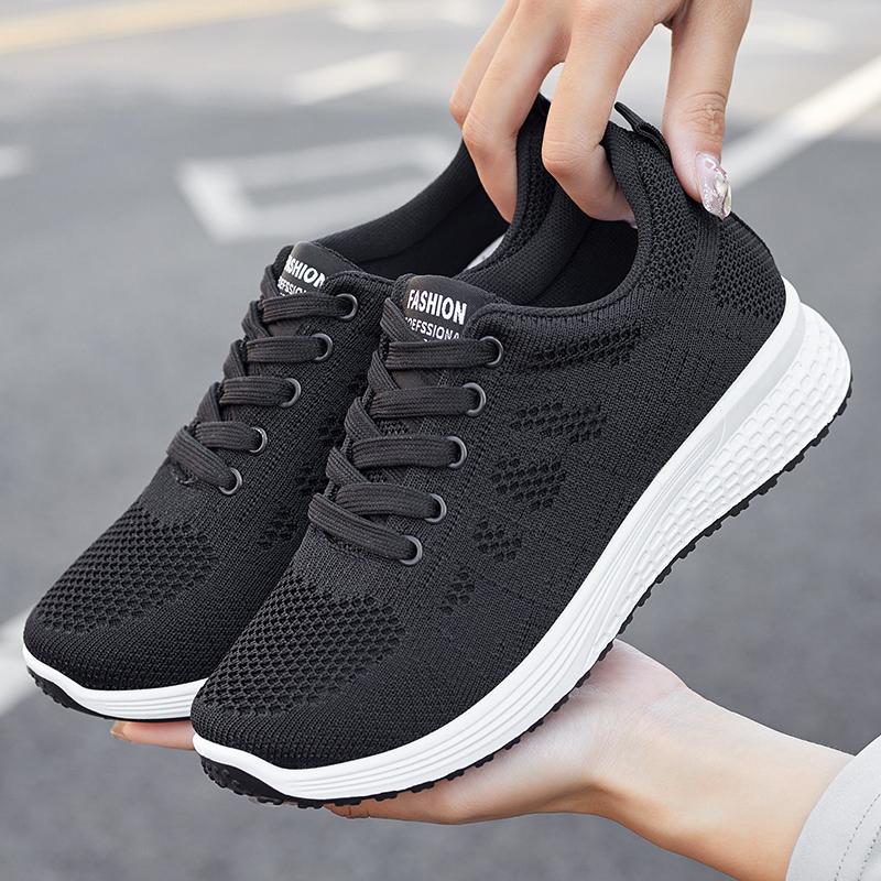 Women Sneakers 2024 Spring Autumn Lightweight Fashion Casual Shallow Solid Color Designer Shoes Loafers Shoes Sneakers Plus Size