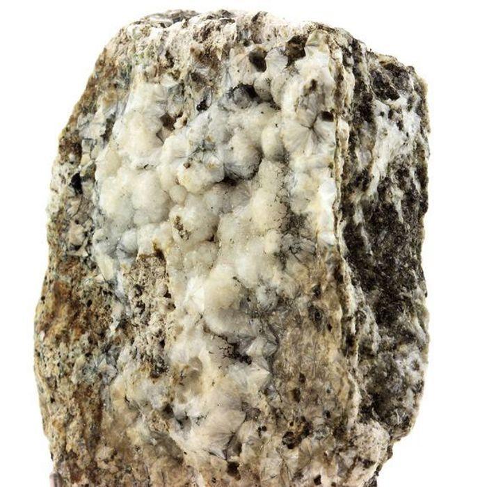 Pierres et Minéraux. Stilbite. 719.75 ct. Combe Bronsin, Bonneval Tarentaise, Savoie, France.