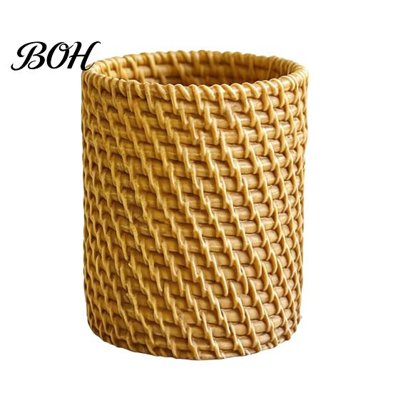 Pen Storage Container Faux Rattan Holder, Woven Style Makeup Brush Boho Office Desk Organizer Desktop Organizer, Multi-functional Resin Pencil Cup for