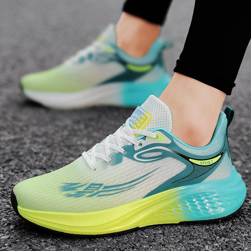Новые кроссовки для бега с дышащей сетчатой поверхностью для молодых студентов, мужские, легкие, с мягкой подошвой, с защитой от запаха, с пружинящей подошвой