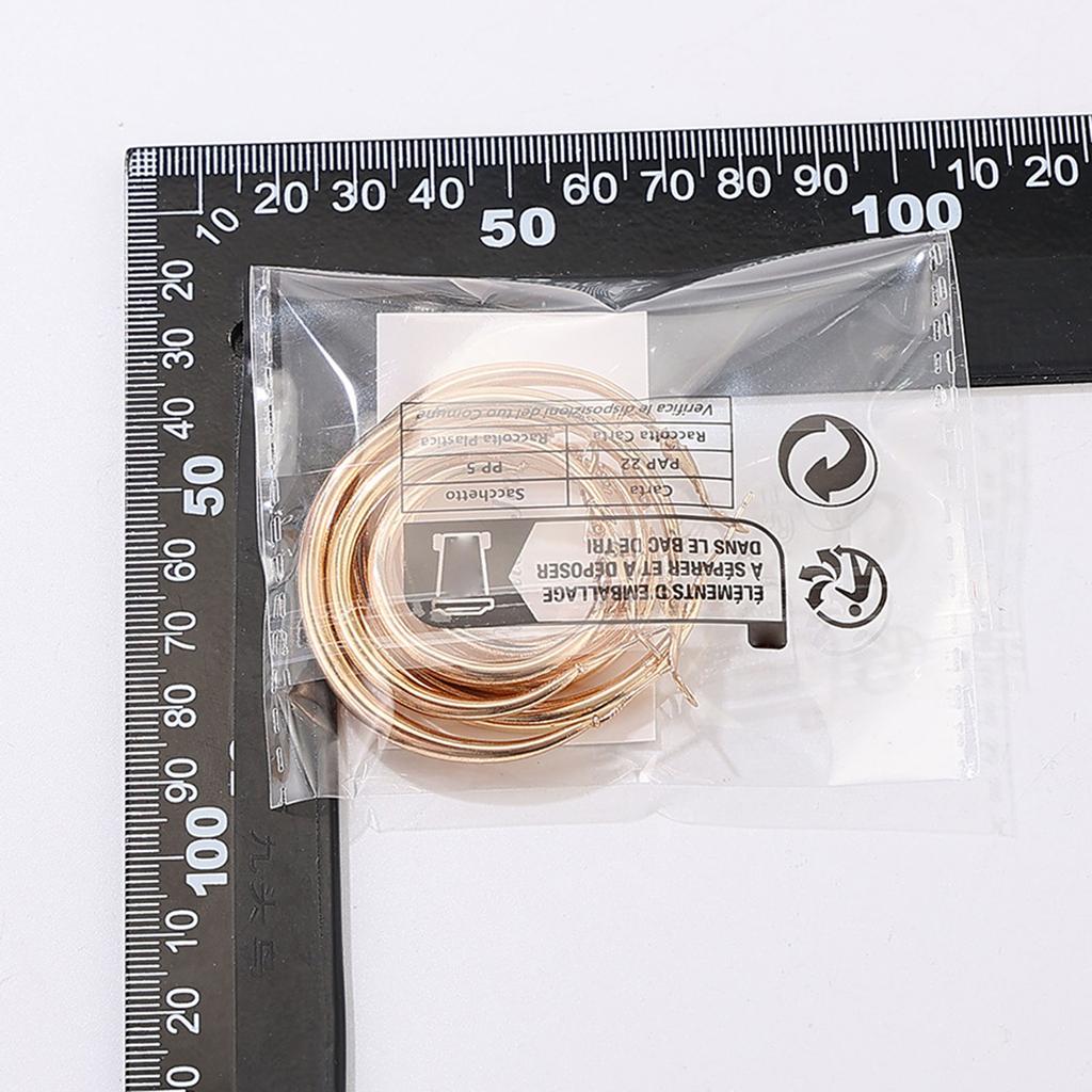 Elegant Large and Small Hoop Earrings Beautiful Hoop Earrings Mix Sizes Elegant Round Ear Decoration for Parties Dates