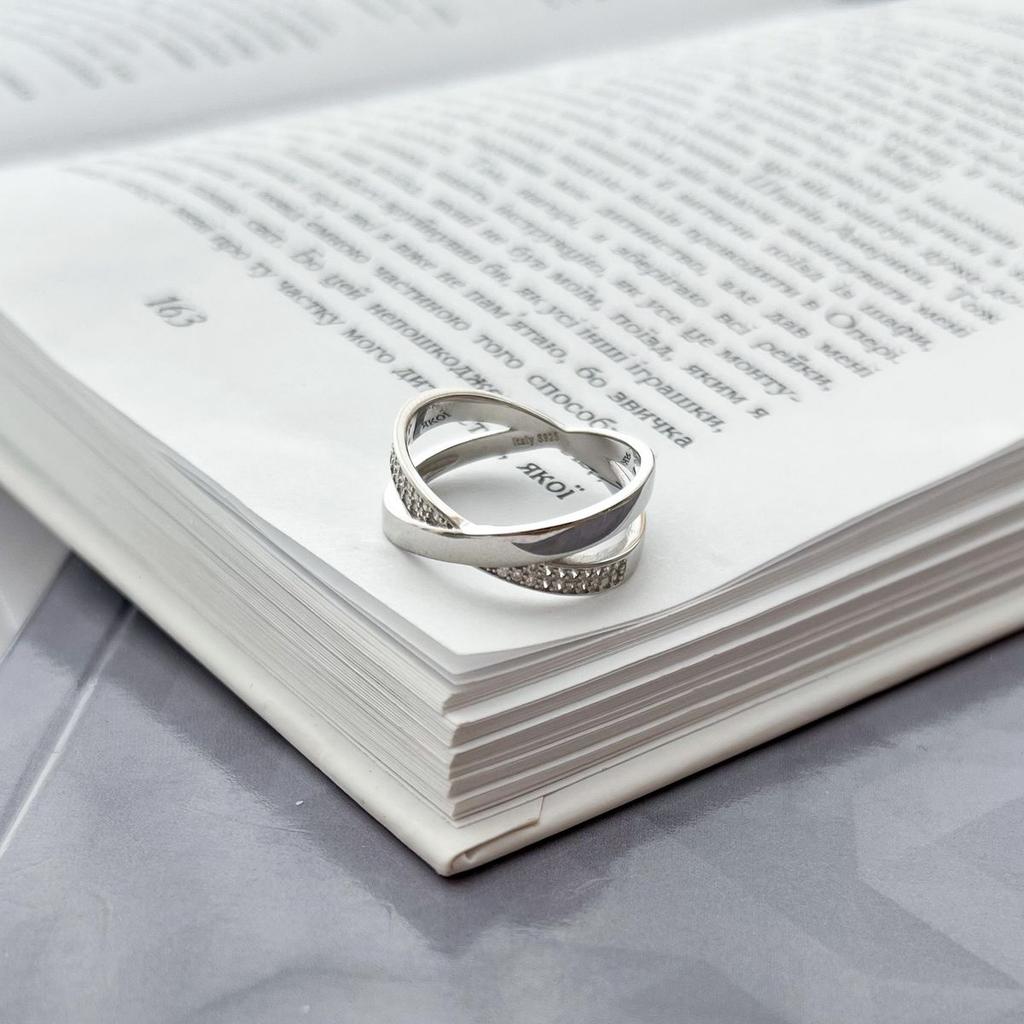 Серебряное кольцо с фианитами (2143086)