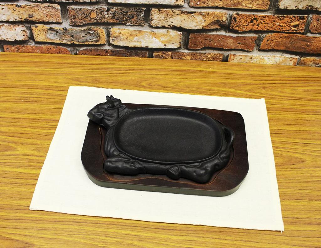 Коммерческая тарелка для стейка в форме говядины (с деревянной рамой)