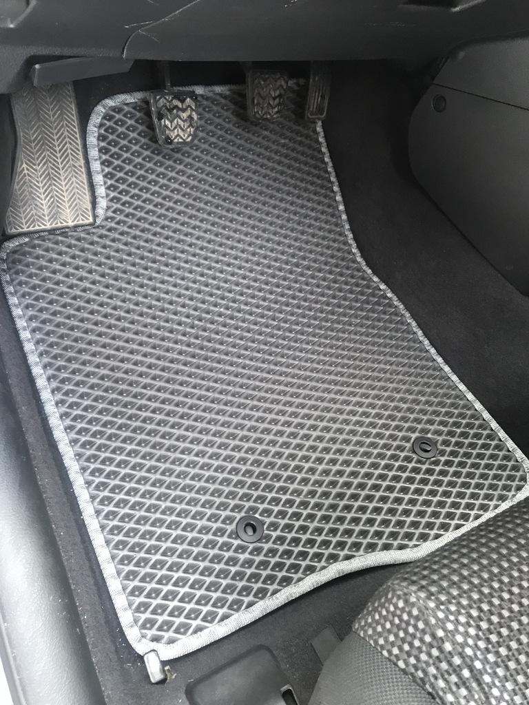 Коврики EVA (черные) для Toyota Corolla Verso 2004-2009 гг