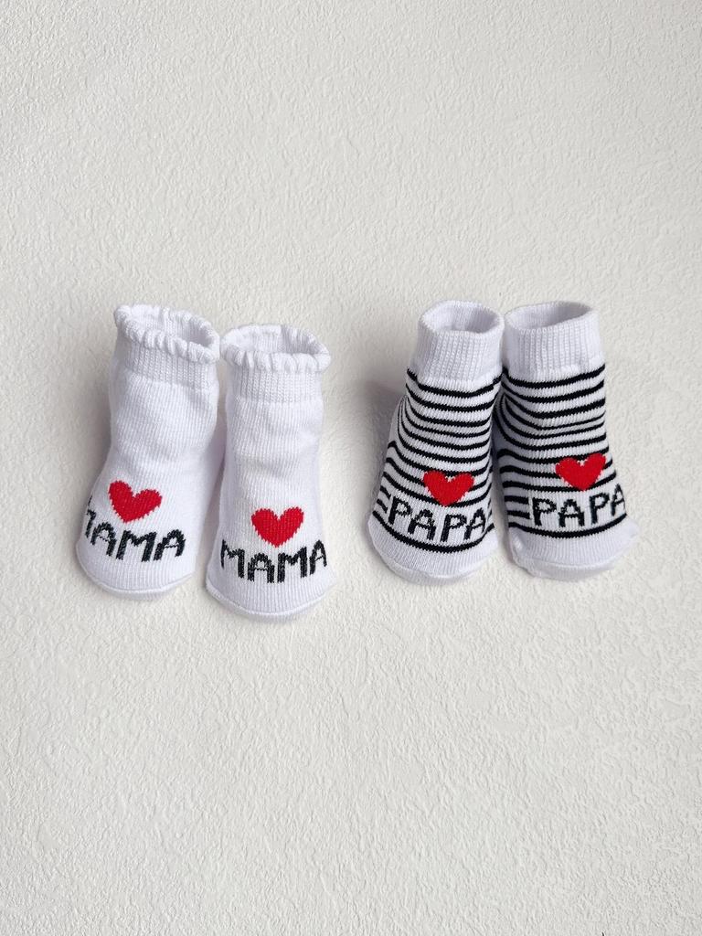 2 Pairs of Soft and Anti-slip Ankle Socks for Newborn Boys and Girls Aged 0-6 Months. White Socks, A Lovely Gift for Toddlers