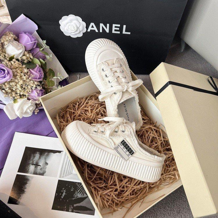 Туфли-полушапки с ленивым мешком на голове, женская верхняя одежда, весна-лето 2025, новые маленькие белые туфли, тапочки-нищенки на платформе