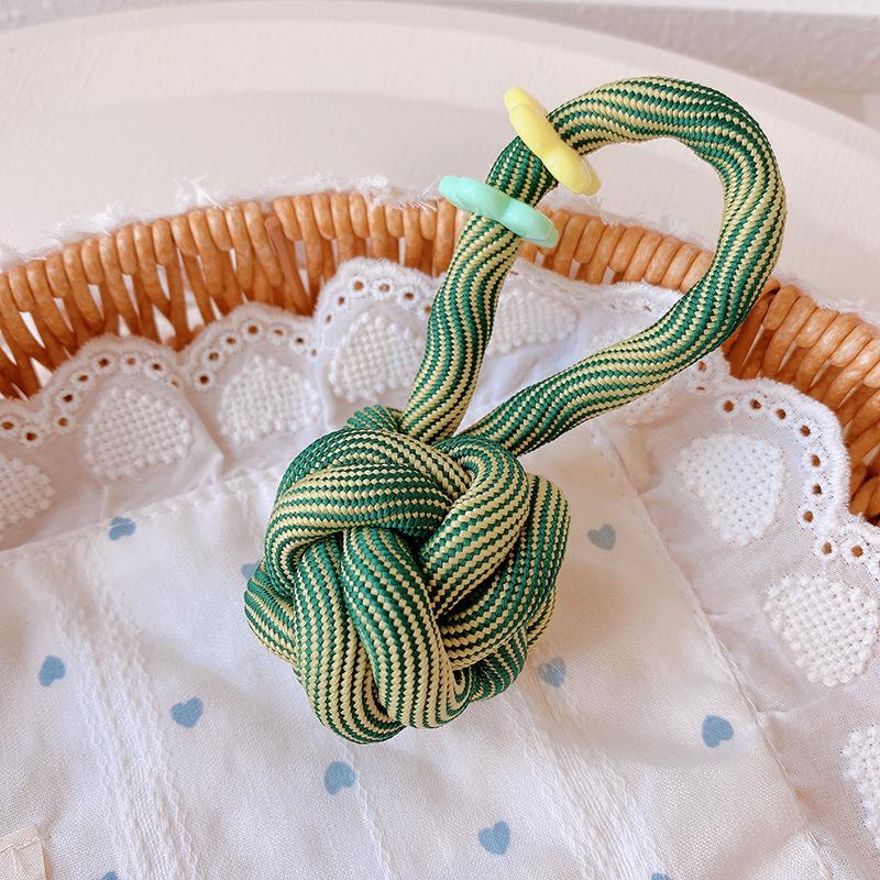 Women's Car Keychain Knotted Rope Floral Design Non-Slip Lightweight Bag Charm Portable Key Decor for Travel Commute Use