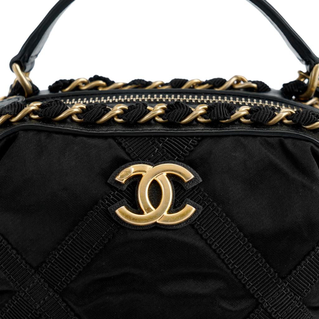 Chanel 22p Кожаная Цепочка Ручка Нейлоновый Материал Золотая Фурнитура Сумка Женская Модель Черный