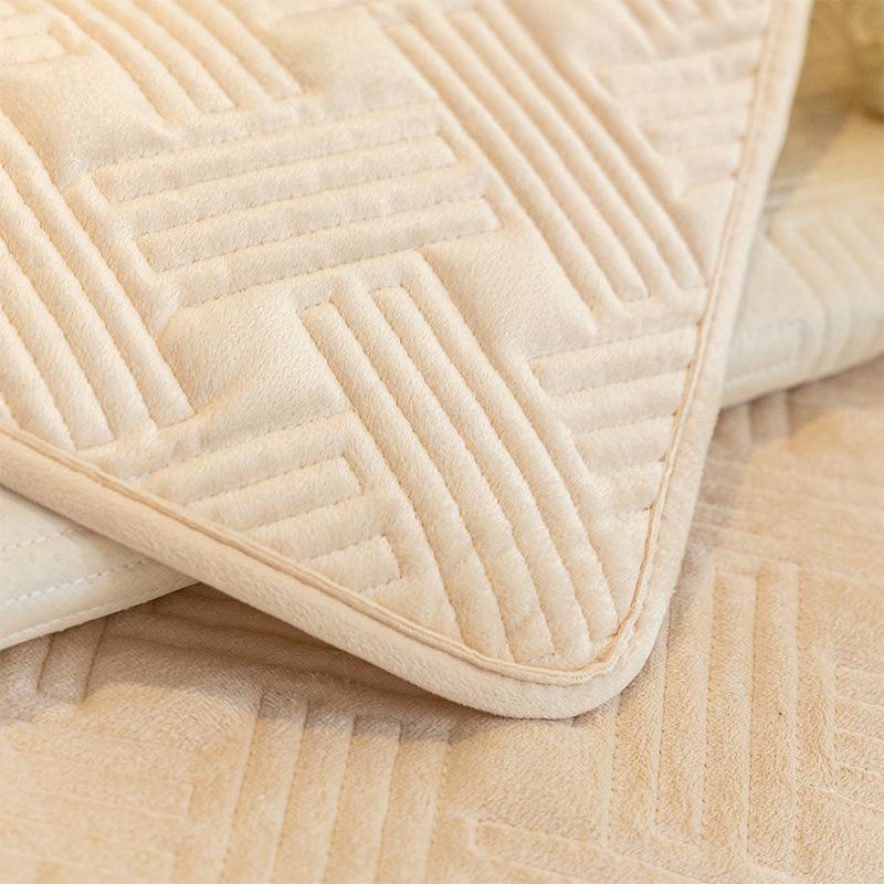 Подушка для дивана из ткани, высококачественные утолщенные нескользящие подушки для сидений, короткий плюшевый чехол для дивана в кремовом стиле