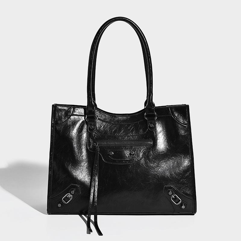 Dark Motorcycle Tote: Large-Capacity, Cool & Stylish Shoulder Bag (2026)
