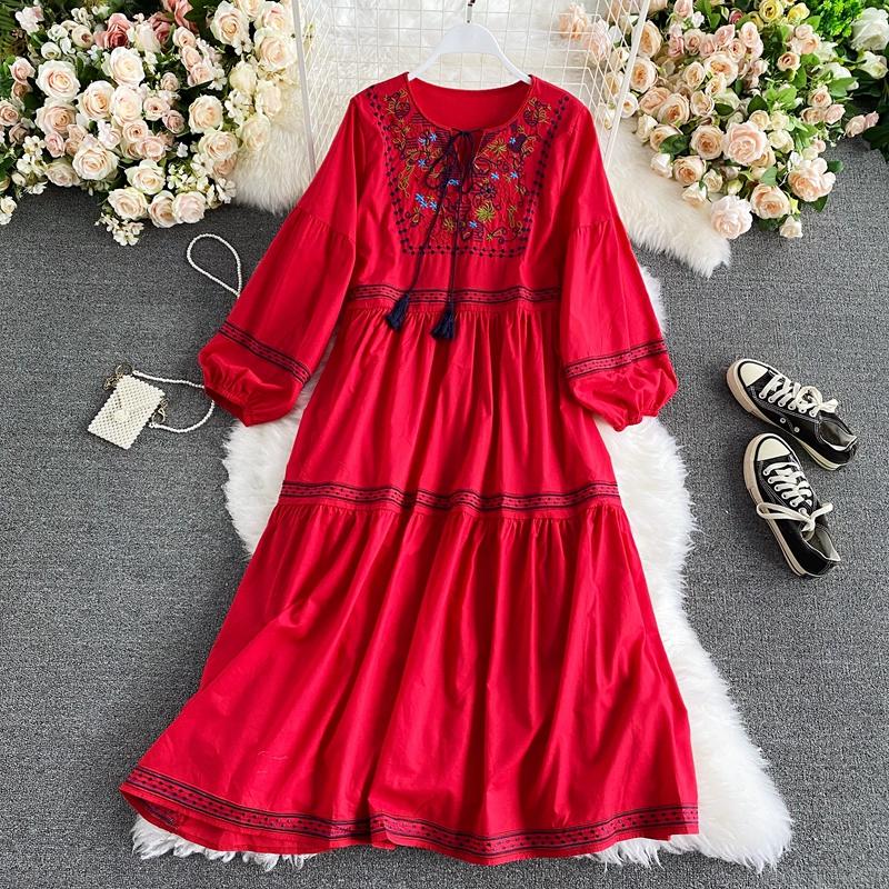 Holiday Retro Ethnic Embroidery Dresses Women Vintage V-neck Tassel Lace Up Dress Party Long Sleeve Fashion Long Dress Loose New