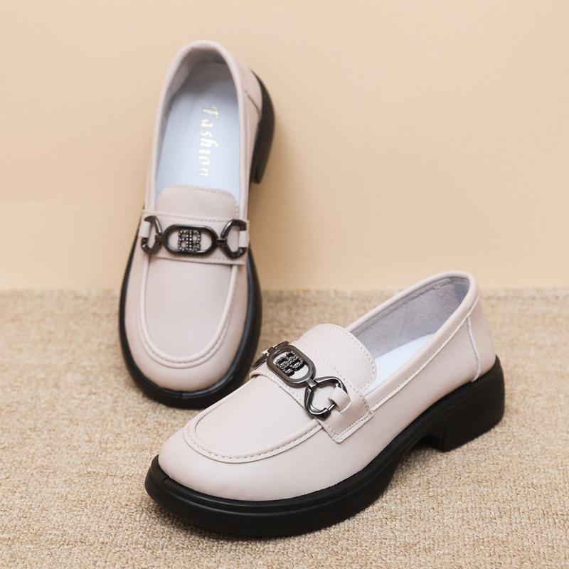 Новые туфли на мягкой подошве в британском стиле с одной педалью на толстой подошве, кожаные туфли с металлической пряжкой, повседневная обувь, производитель женской обуви