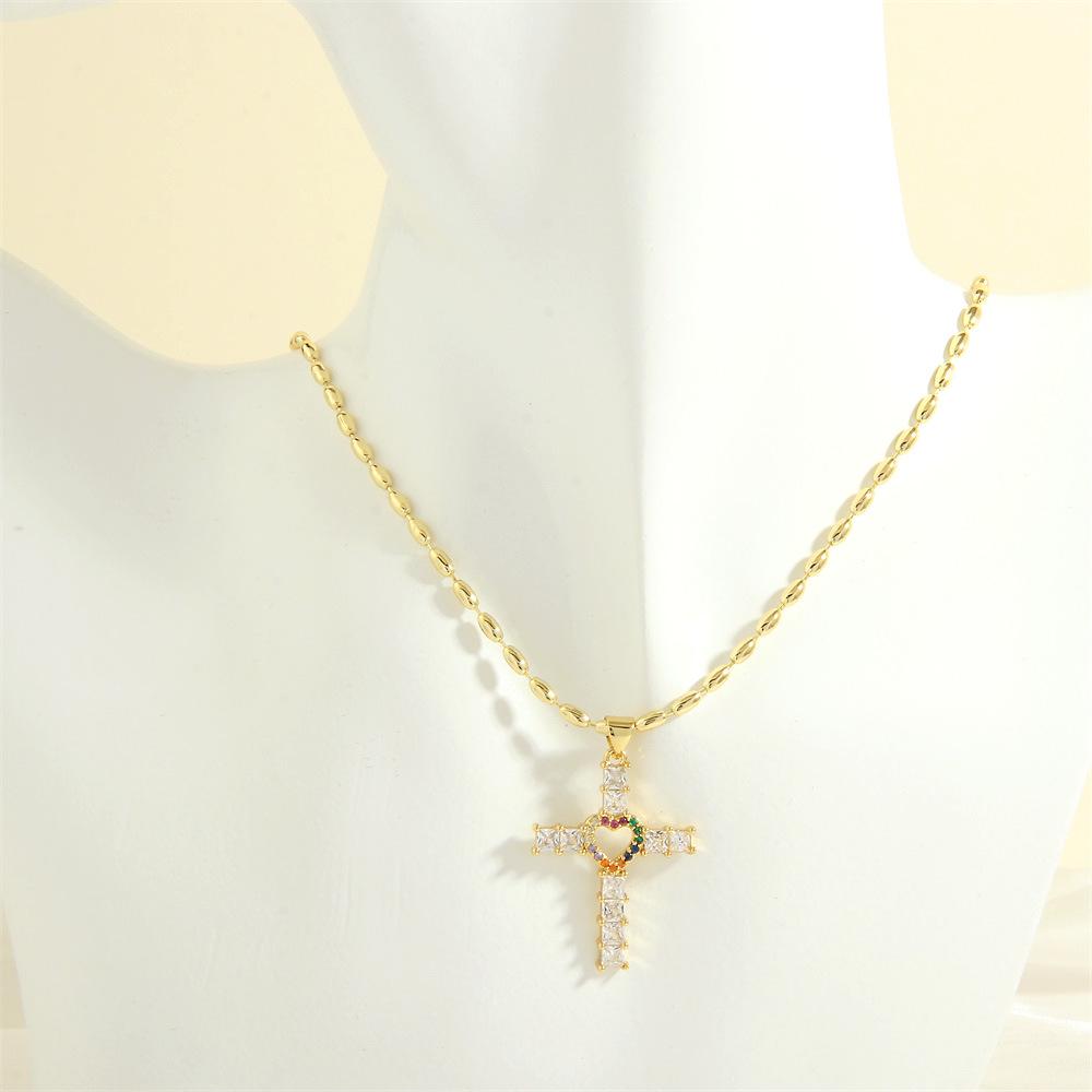 Европейское ретро сердцевидное бриллиантовое ожерелье: Чокер с подвеской-крестом, покрытой 18-каратным золотом, с яркими цветами и бусинной цепочкой