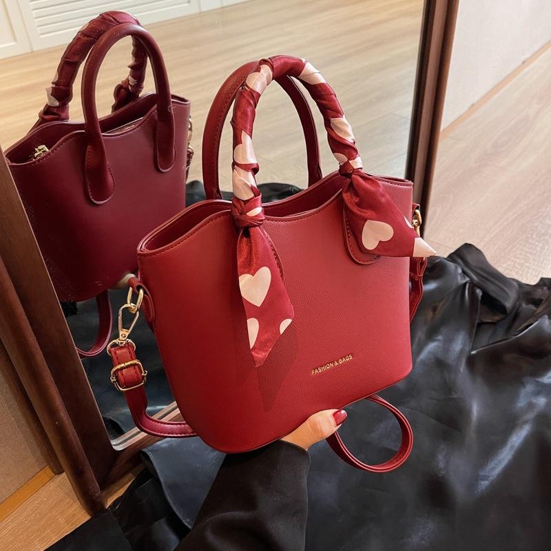 IELGY Women's Red Wedding Bag Diagonally Across the Bucket Handbag