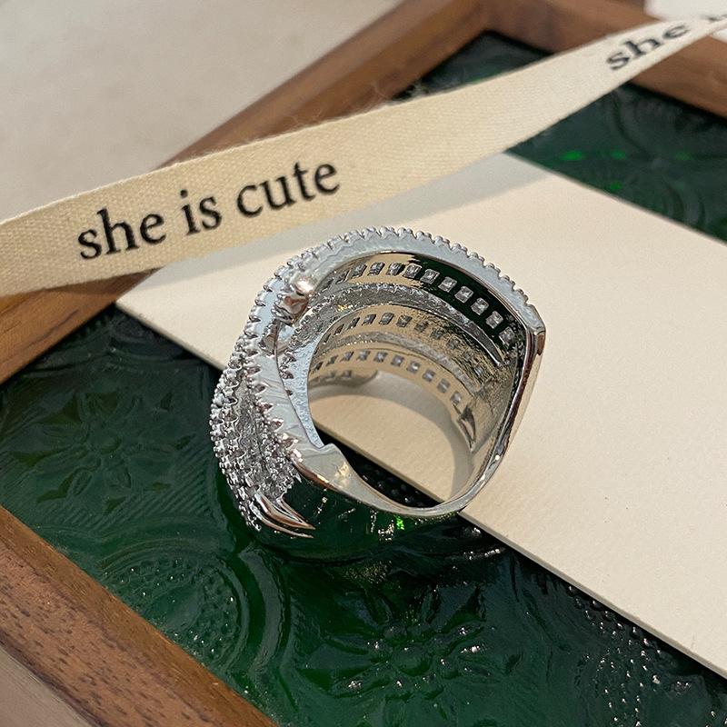 Кольцо-цепочка с цирконием, преувеличенное креативное кольцо с изображением еды, универсальное женское нишевое ювелирное изделие высокого класса для рук