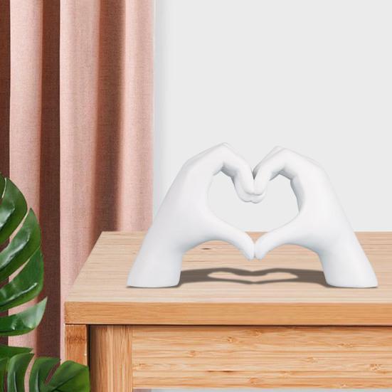 Love Heart Hand Figurine Heart-shaped Gesture Resin Statue Sculpture Home Office Wedding Party Desktop Decoration Ornament
