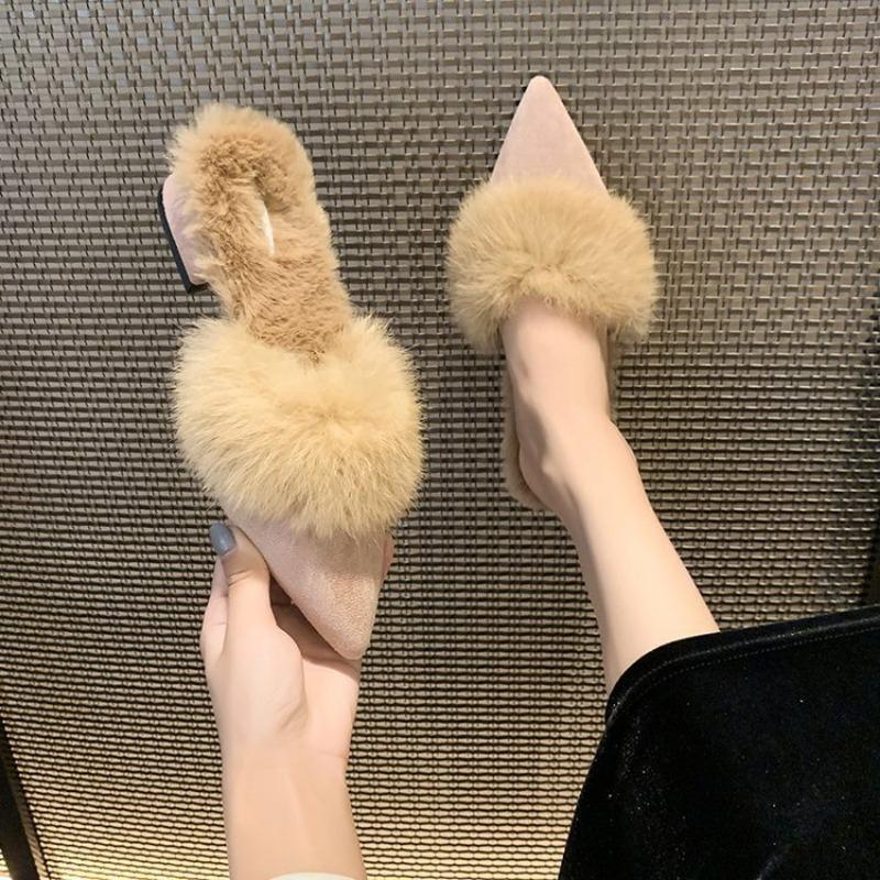 Fashion Fashion Fluffy Fur Slippers Women Wear Pointed Warm Mule Shoes 2025 Winter New Woman High-end Low Heel Plus Velvet Party Slides
