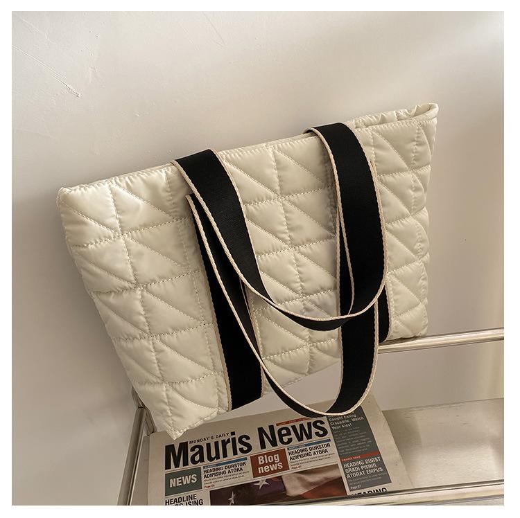 Пуховая сумка женская новая модная повседневная ромбовидная нейлоновая сумка-тоут трендовая повседневная сумка большой вместимости