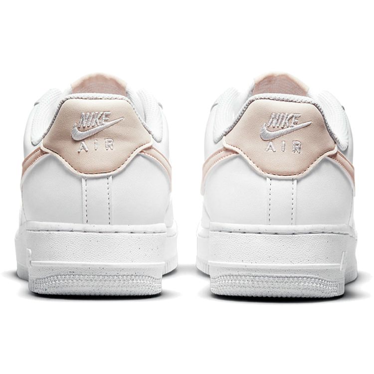 Nike Air Force 1 Next Nature Белые женские кроссовки бледно-кораллового цвета DC9486-100