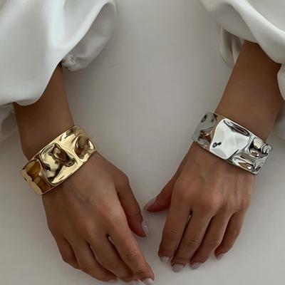 Необычный круглый браслет Ювелирные изделия Мода Сплав Широкий вариант Круглый пружинный открытый браслет Женский