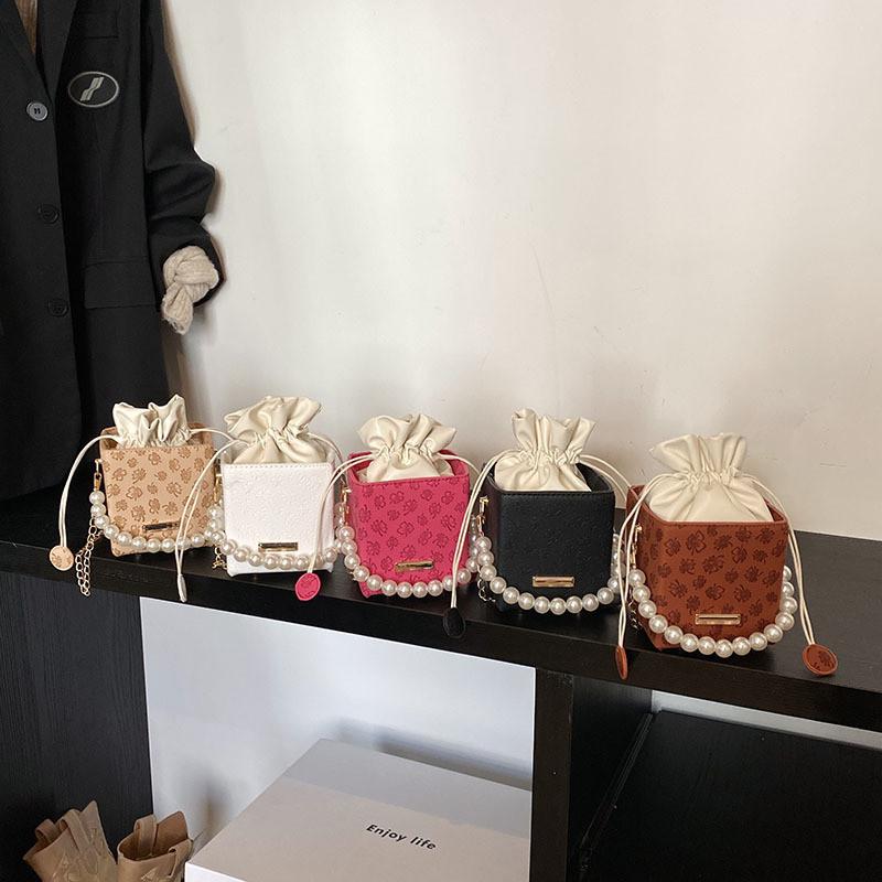 Маленькая квадратная сумка из полиуретана с застежкой на шнурке для повседневной носки для женщин