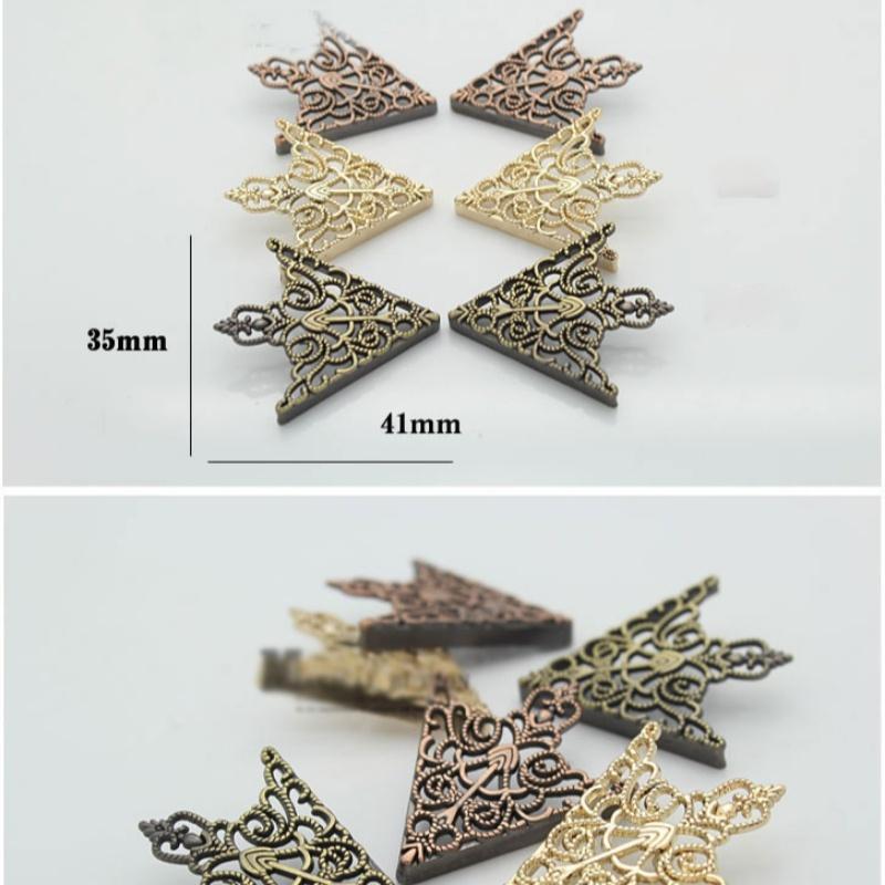 Korean Retro Brooch Hollow Triangle Shield Collar Buckle Collar Pin Ladies Shirt Collar Collar Corner Clothing Accessories