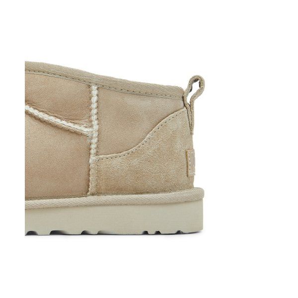UGG Классические ультра мини-ботинки Sand женские кроссовки кремовые 1116109-SAN