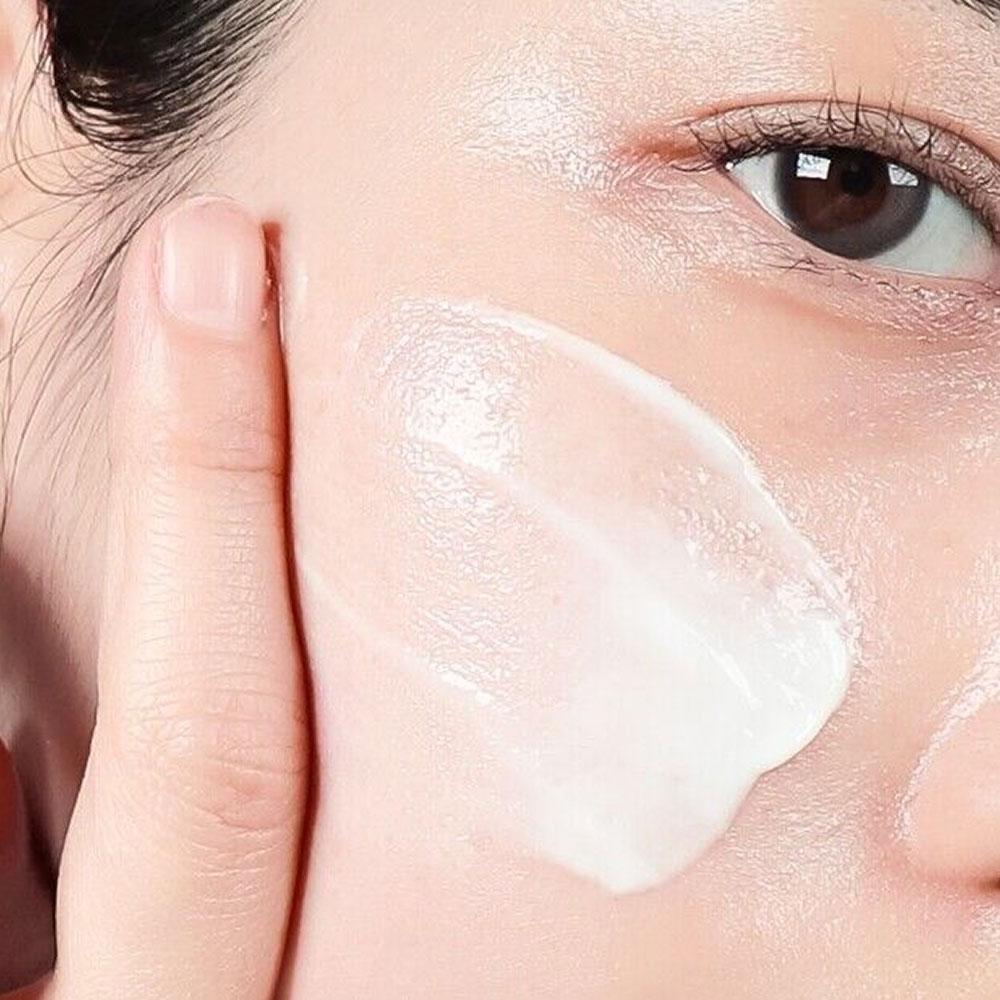 d'Alba Солнцезащитный крем Waterful Essence 50 мл (SPF50 +)