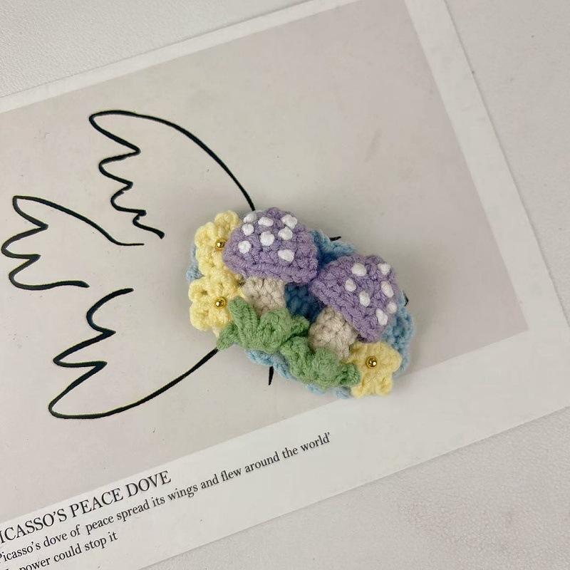 Handmade Crochet Mushroom Hair Clip Cute Knitted Side Clip Korean Style Hair Accessories for Girls Gift