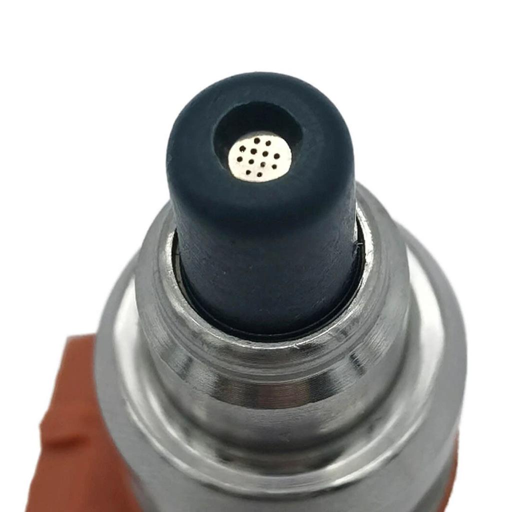 1Pcs Fuel Injector For Mitsubishi Colt Lancer Mirage CT9A INP020 INP-020