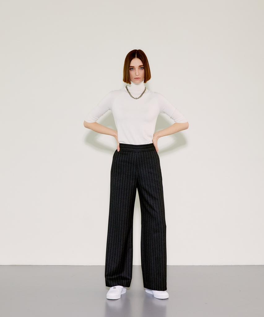 Chaenyuyog High-Waist Wide Pants [Grey]