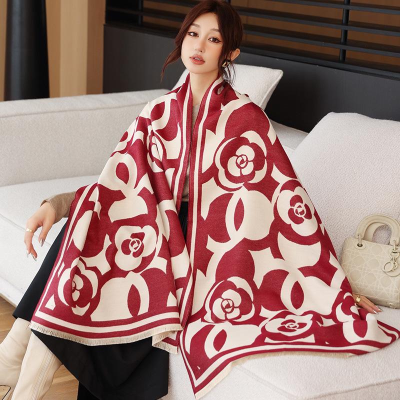 Корейская версия нового модного утолщенного шарфа из искусственного кашемира с камелией, новая шаль для женщин, чтобы согреться зимой