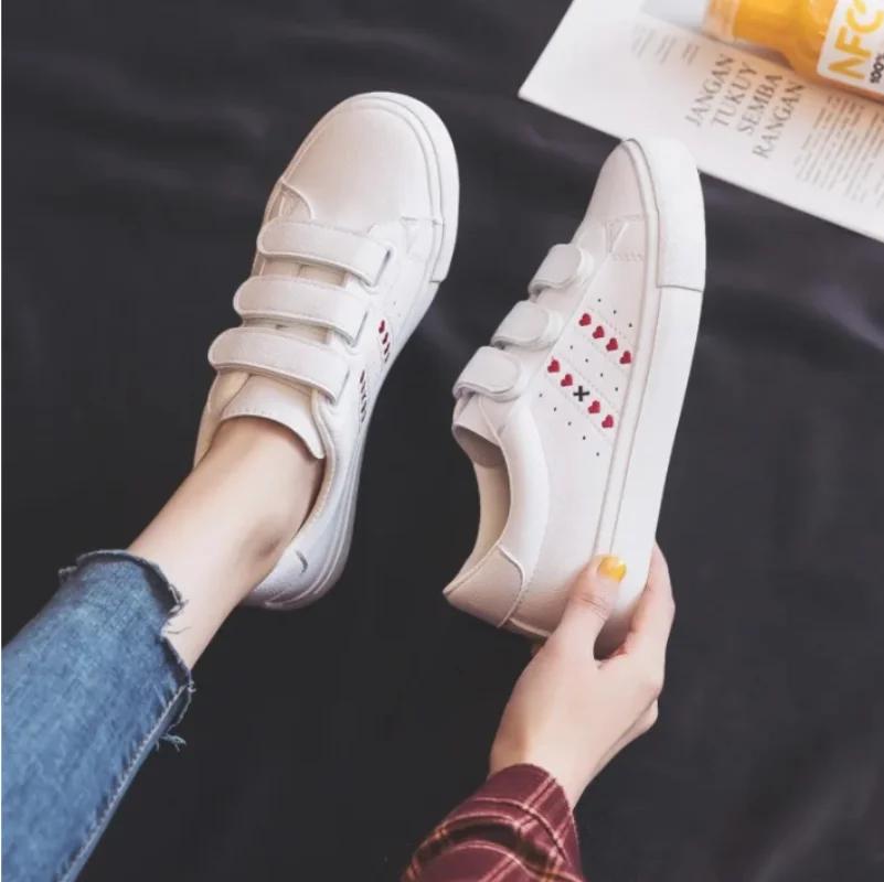 Обувь для женщин мода белый искусственная кожа женские кроссовки Tenis Feminino Zapatos De Mujer женские повседневные удобные вулканизированные туфли