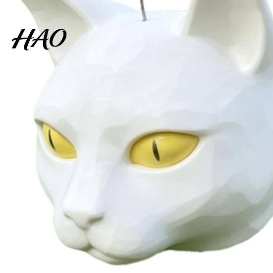 Funny Photo Prop Cat Head Squirrel Feeder, Animal Face, Outdoor Hanging Feeder Garden Wildlife Feeding Station for Backyard Patio Decor Playful Gift