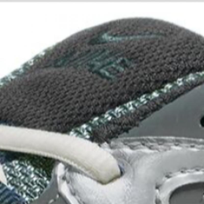 Nike W V5 Rnr Retro Running Shoes seaWeed Anthracite Smoke Hq7901 300