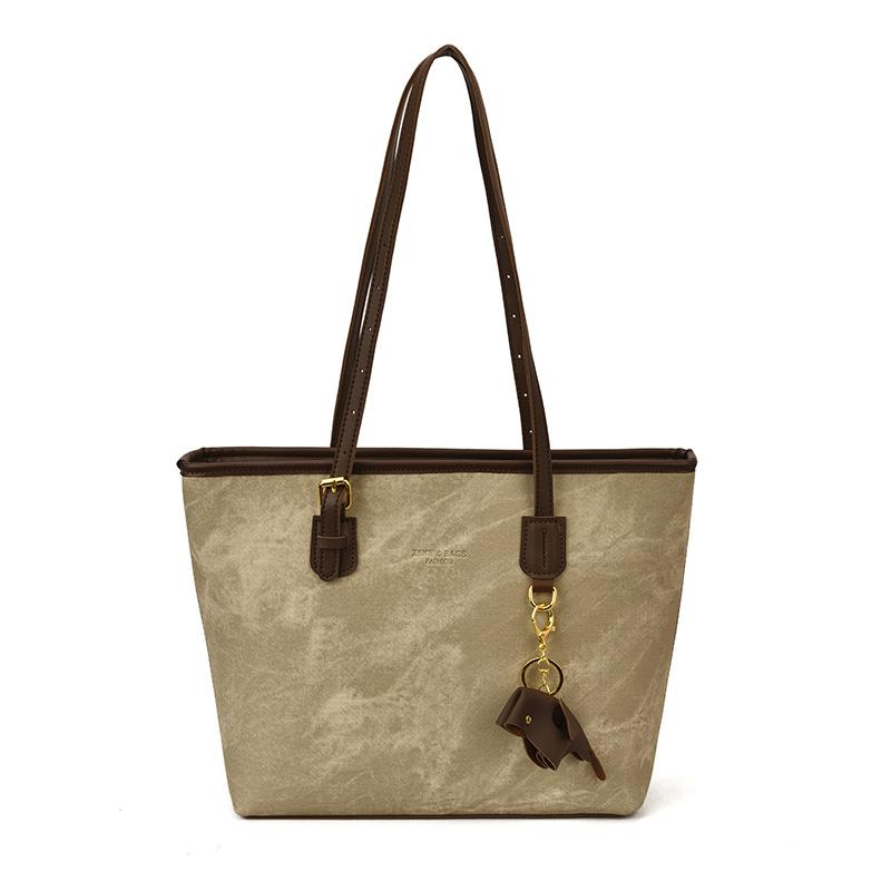 Сумка большой вместимости женская осень-зима 2025 новая повседневная нишевый дизайн сумка на плечо текстурная сумка-тоут для поездок