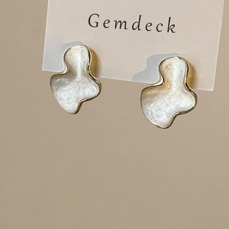 Ретро серьги-гвоздики из смолы в форме неправильного облака для женщин и девушек, во французском стиле, модные аксессуары для ушей для вечеринок, подарки