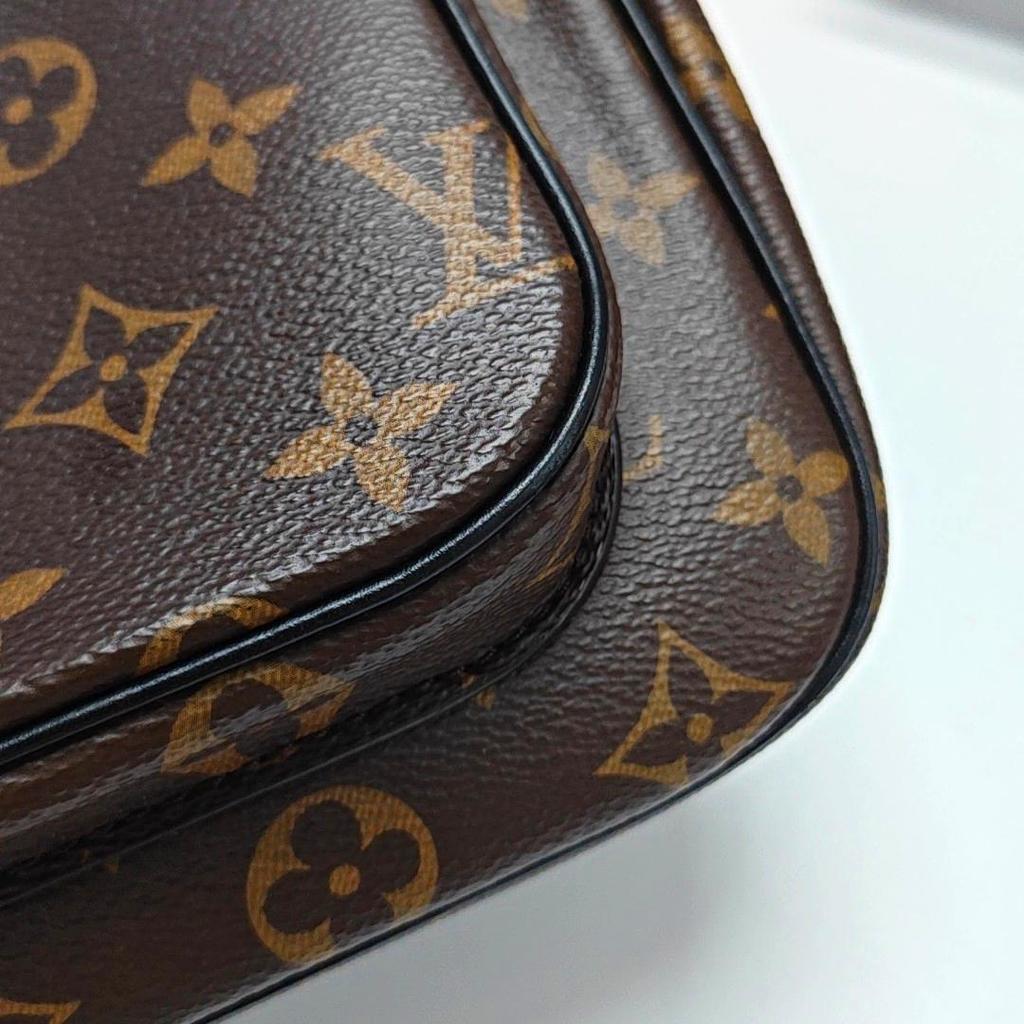 [Pre-Owned] Passy Classic Monogram Adjustable Shoulder Strap Coated Canvas With Leather Trim Messenger Bag - Good #1O4KVH4
