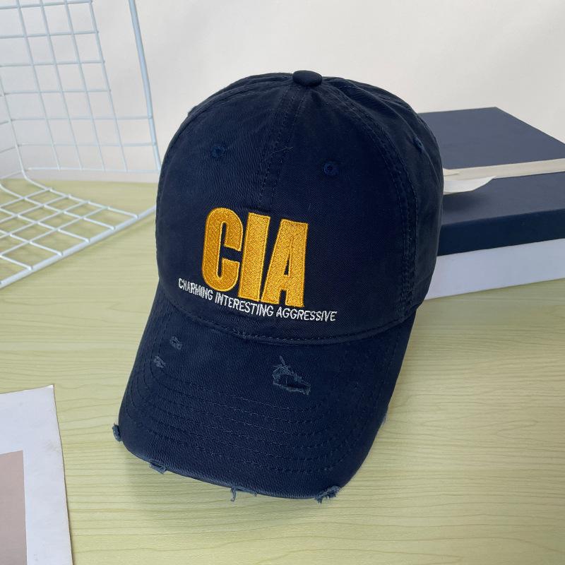 American retro embroidered distressed baseball cap, versatile for all seasons, makes the face look smaller, sports cap, student street fashion